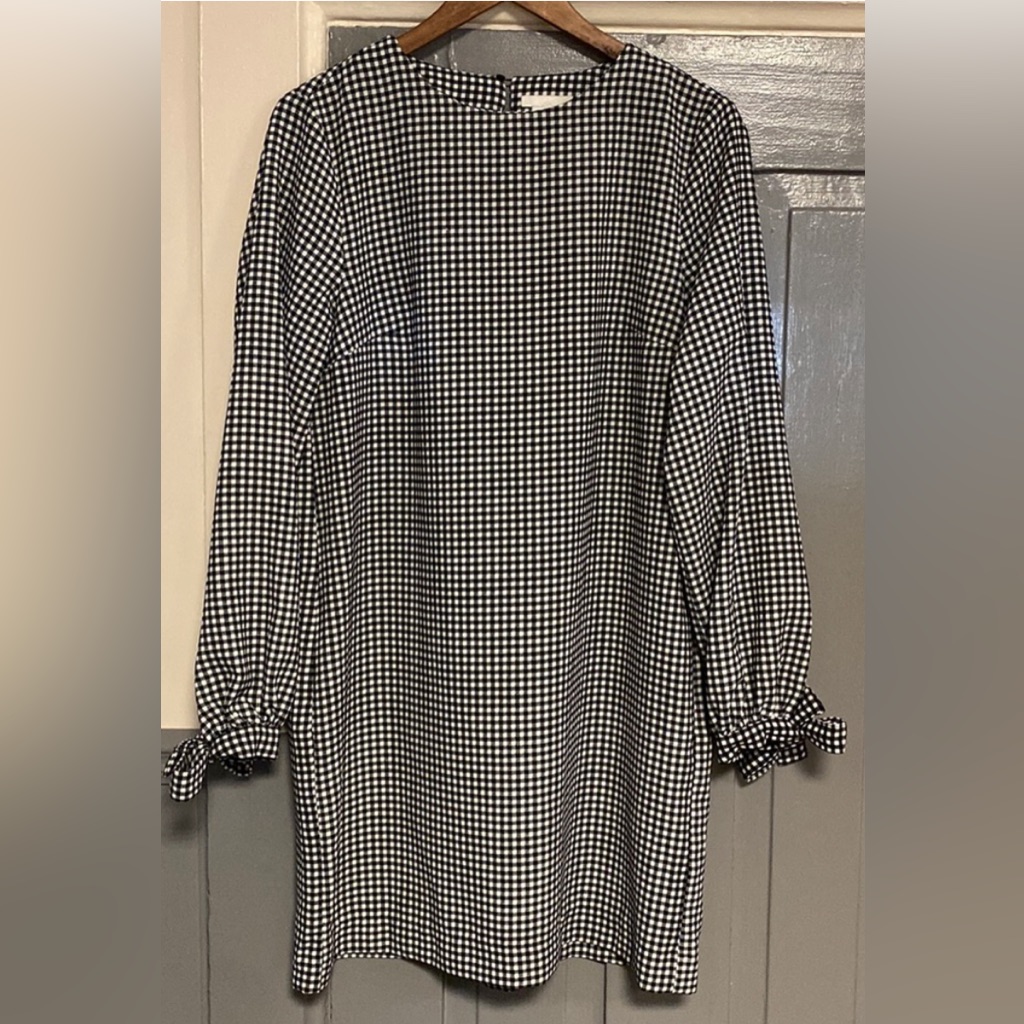 H&M Black & White Gingham Plaid Tie Sleeve Shift Dress